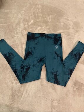 Titan Teal & Black Tie-Dye High-Waist Leggings